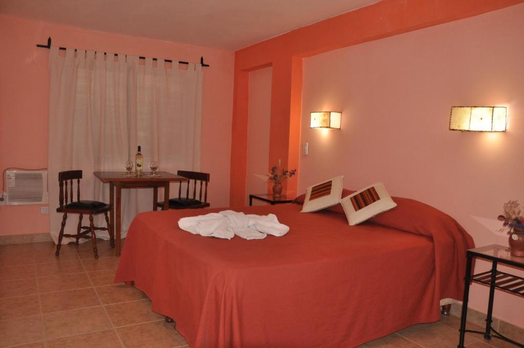 Los Toneles Hotel Cafayate Room photo