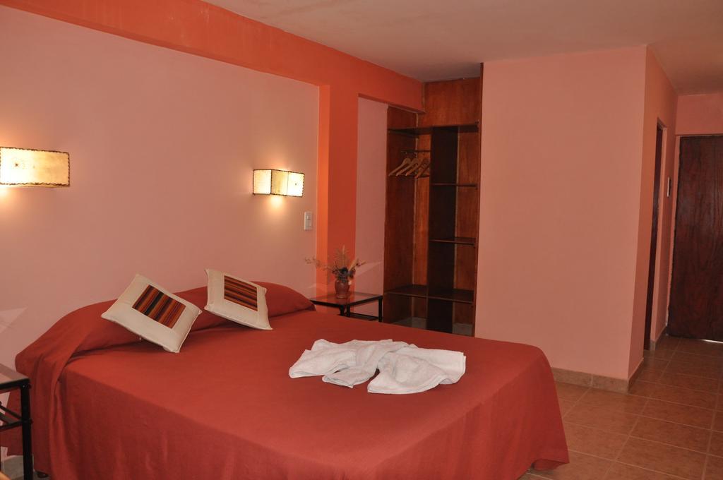 Los Toneles Hotel Cafayate Exterior photo
